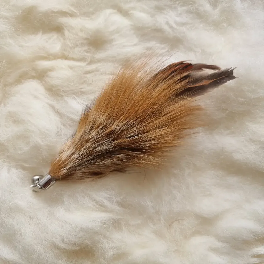 Poezenparadijs Kattenhengel hanger konijnenvacht veren natuur